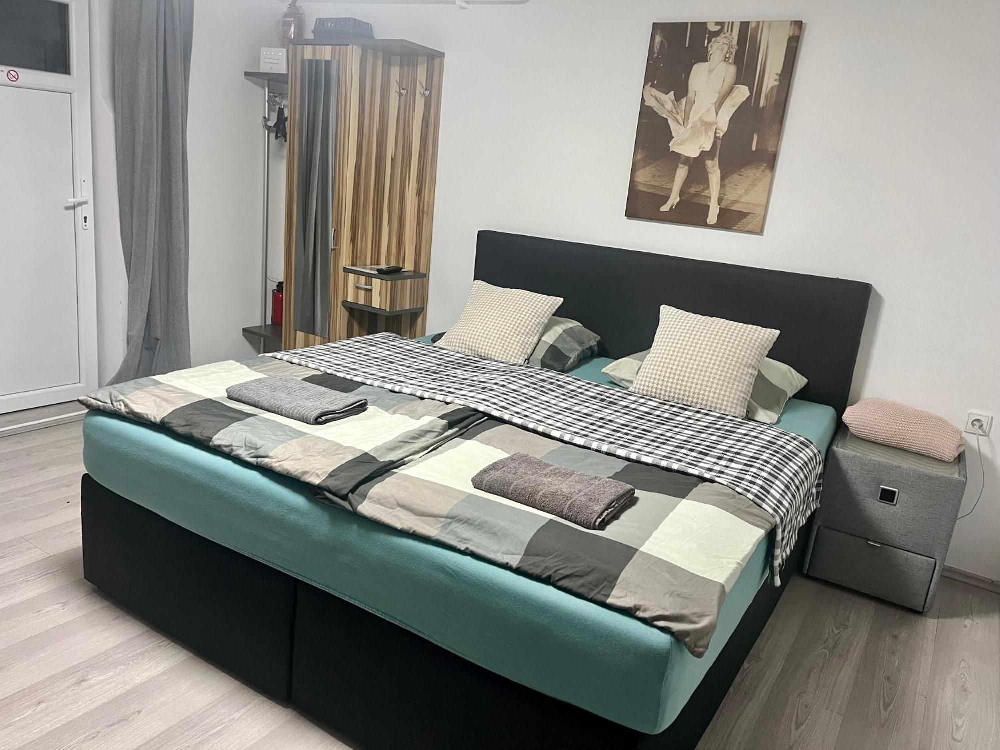 Apartmanek Patricie Room With Kitchenette Suitable For 2 Adults And 2 Children Mikulov Exterior photo
