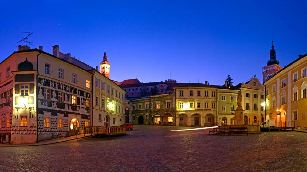 Apartmanek Patricie Room With Kitchenette Suitable For 2 Adults And 2 Children Mikulov Exterior photo